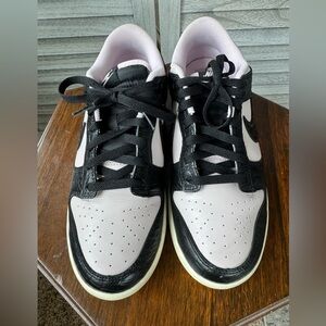 Nike Black and Lavender Sneakers - M9